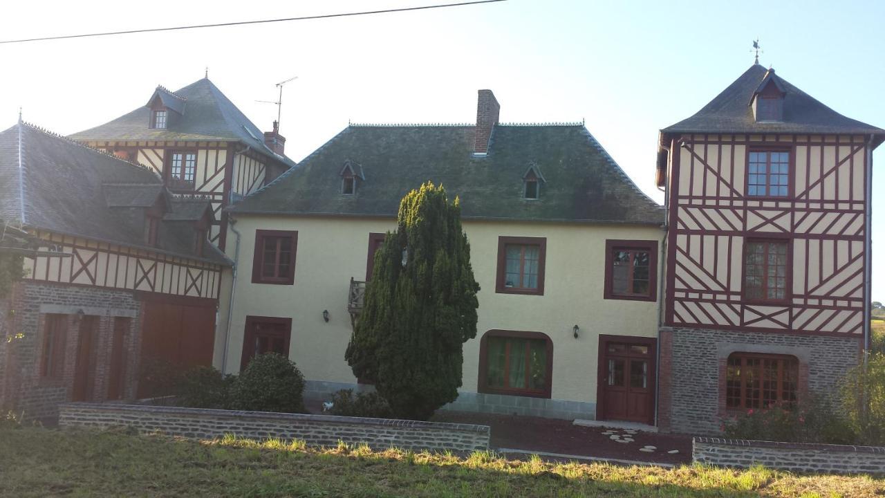 Bed and Breakfast Le Manoir Des Arts Saint-Samson-de-Bonfossé Exterior foto
