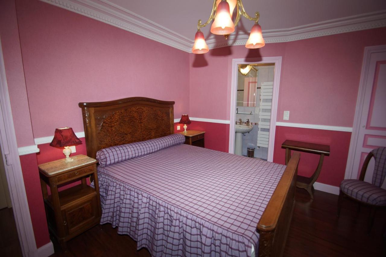 Bed and Breakfast Le Manoir Des Arts Saint-Samson-de-Bonfossé Exterior foto