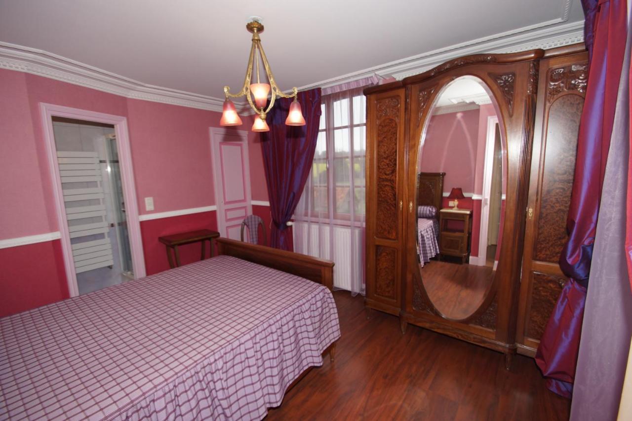 Bed and Breakfast Le Manoir Des Arts Saint-Samson-de-Bonfossé Exterior foto
